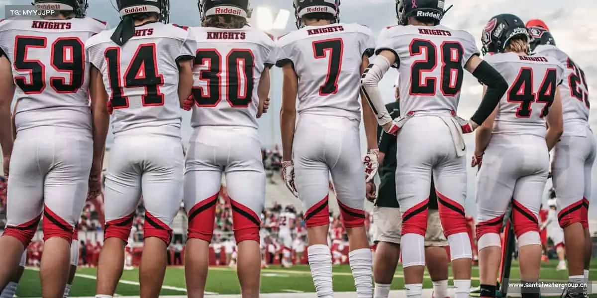 必一运动用汗水书写青春，用热爱奔赴山海！🌊🏃